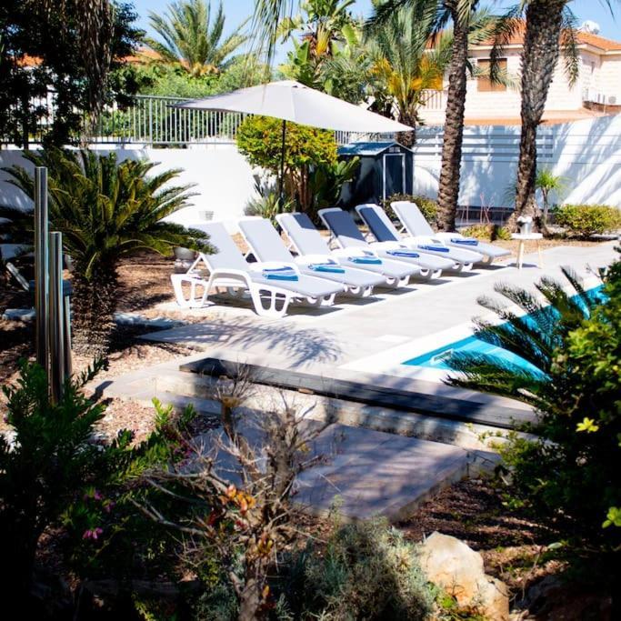 Villa Artemis Larnaca Luaran gambar